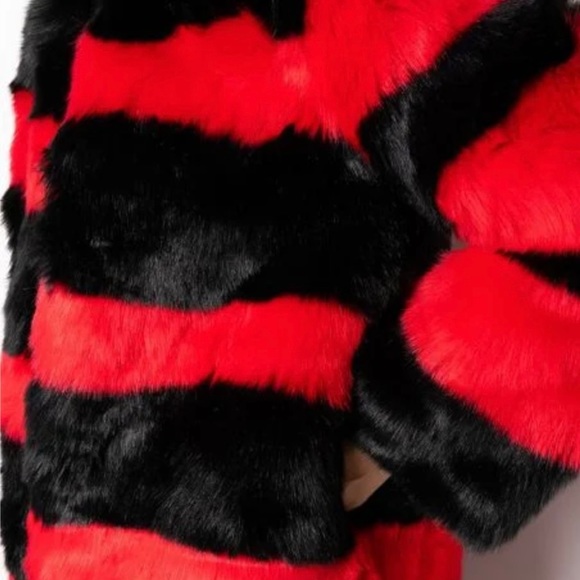 Red and Black Fur Trench Coat - Picture 7 of 10